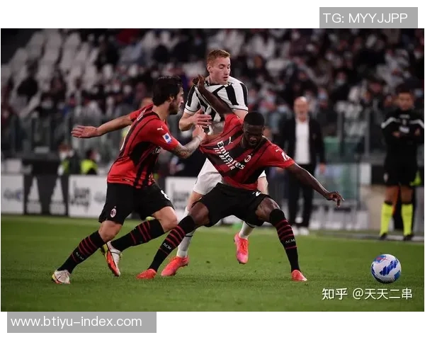 英超激战：AC米兰与那不勒斯平局红牌事件引发全场热议