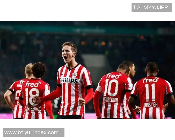 德甲激战巴萨大胜巴黎圣日耳曼球星帽子戏法点燃全场激情