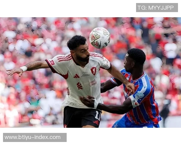 英超赛场惊现冷门皇马大胜拜仁引发转会风波与热议 英超赛场惊现冷门皇马大胜拜仁引发转会风波与热议