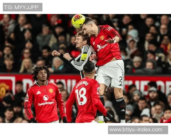 中超激战利物浦与曼联握手言和神扑时刻引发全场狂欢